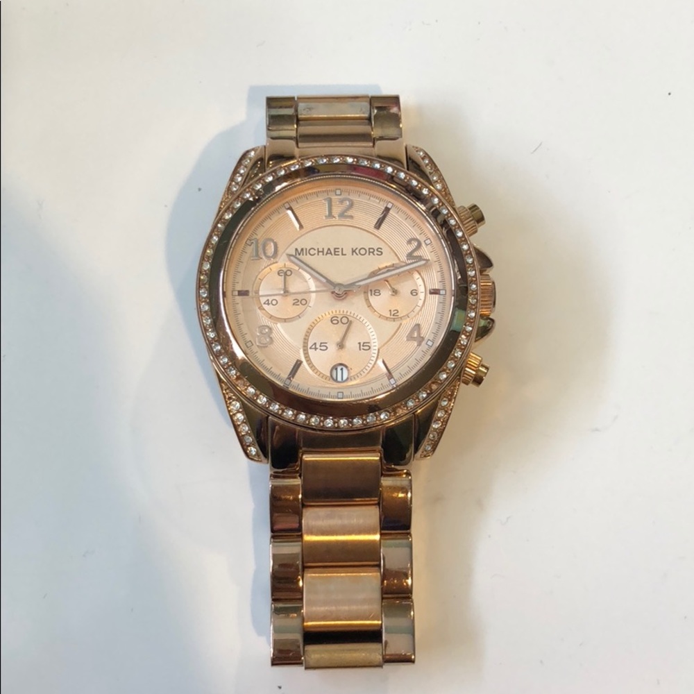 Michael Kors rose gold with bezel